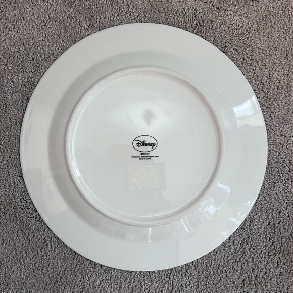 Disney Minnie Mouse 10-1/2" Dinner Plate, Minnie Face All Around Plate Pre-owned - Picture 2 of 2